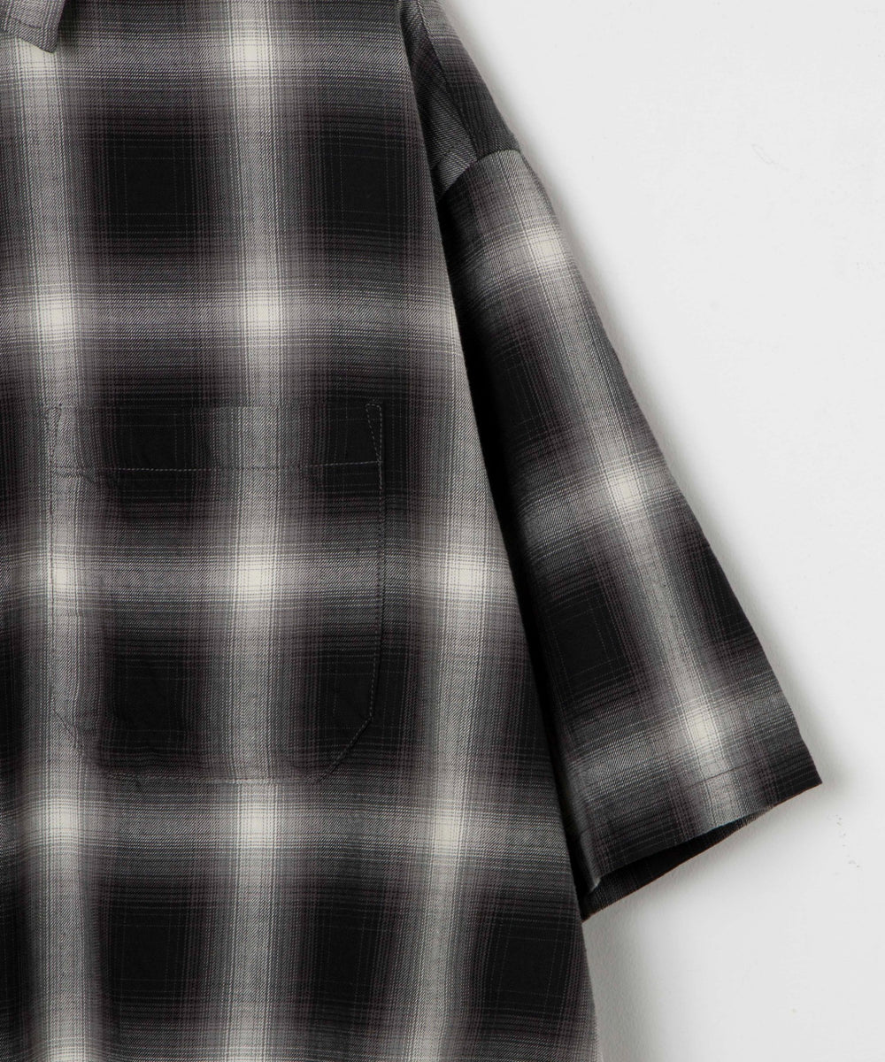 ブラック系チェック モデル：174㎝ L着用