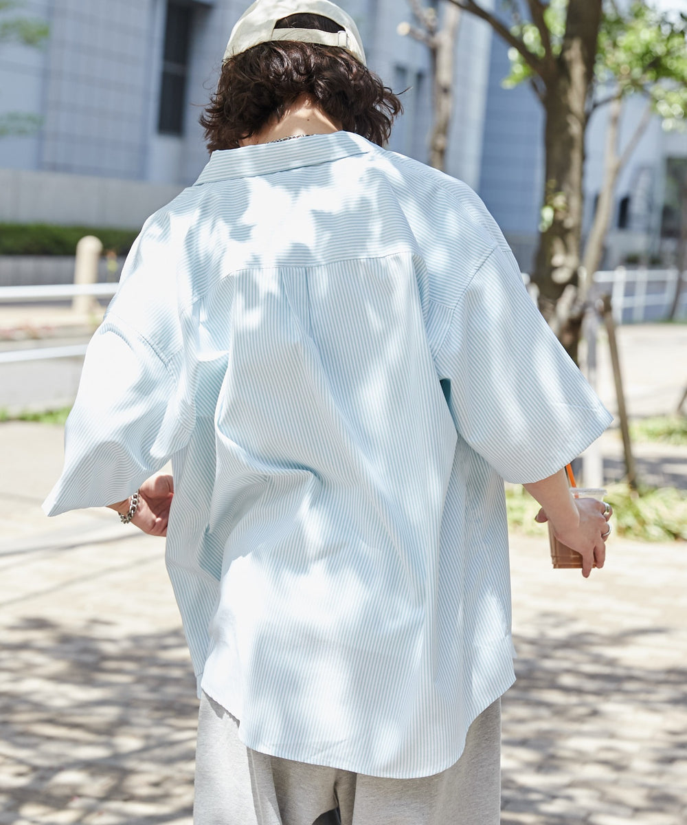 グリーン系ストライプ モデル：173cm L着用