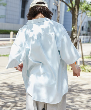 グリーン系ストライプ モデル：173cm L着用