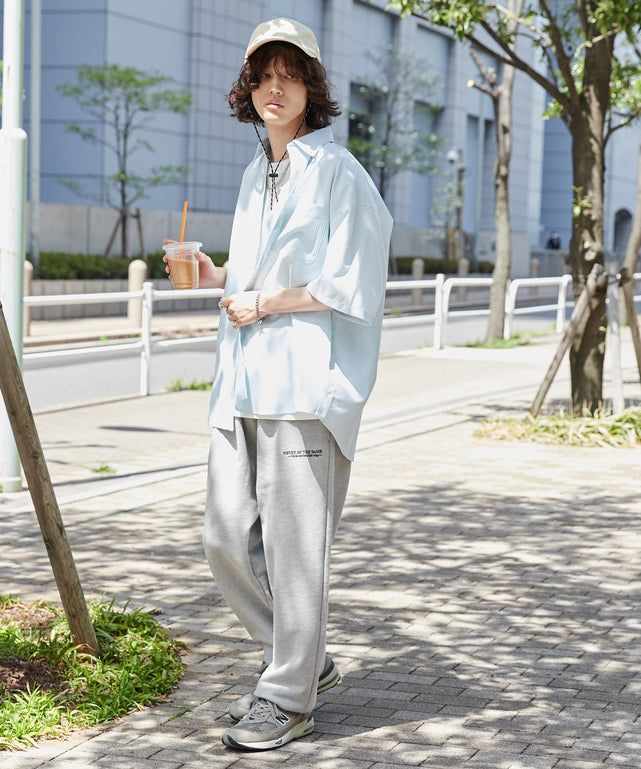 グリーン系ストライプ モデル：173cm L着用