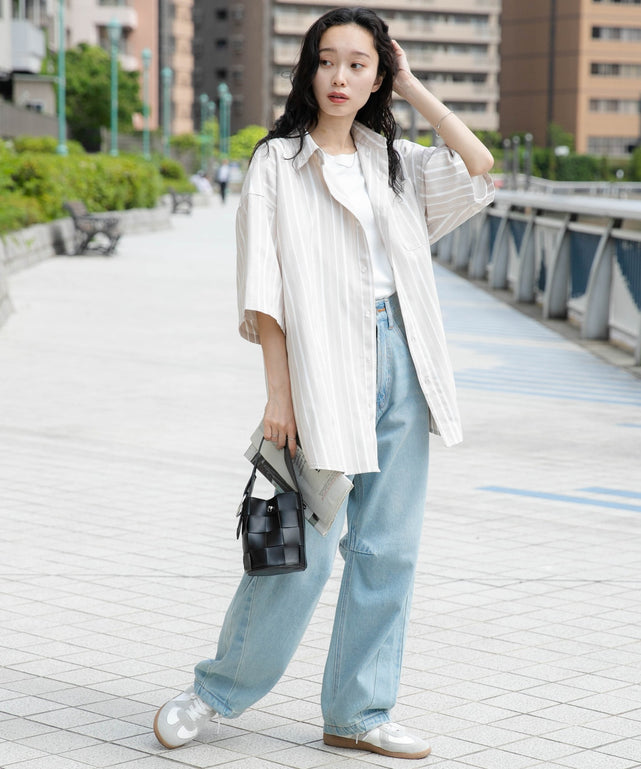 ベージュその他 モデル：161cm L着用