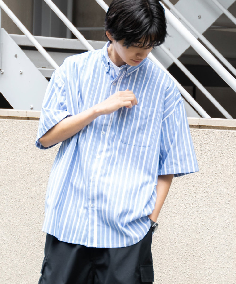 ブルーその他 モデル：180cm L着用