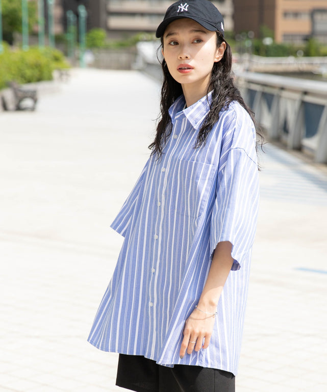 ブルーその他 モデル：161cm L着用