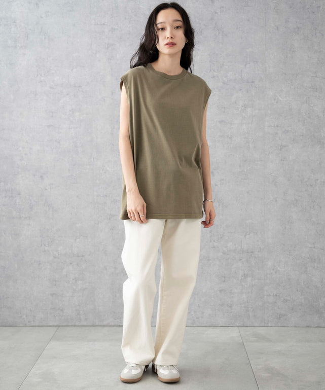 カーキ モデル：161cm S着用