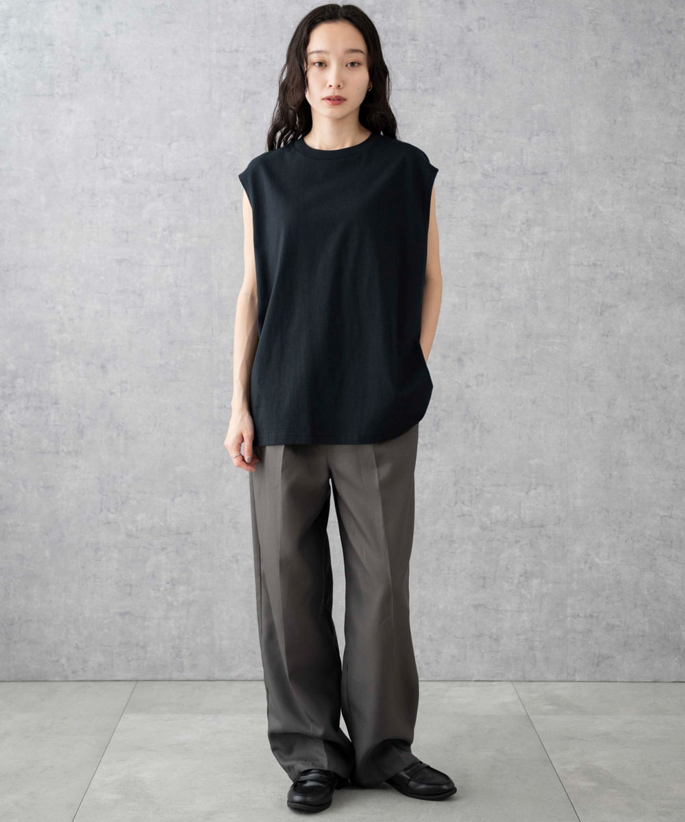 ブラック モデル：161cm S着用