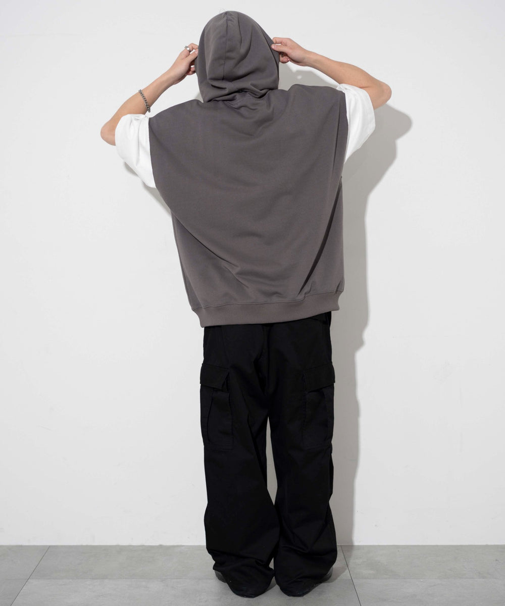 ブラックスミクロ モデル：174cm L着用