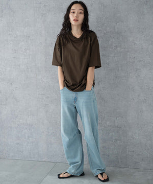 Dブラウン モデル：161cm S着用