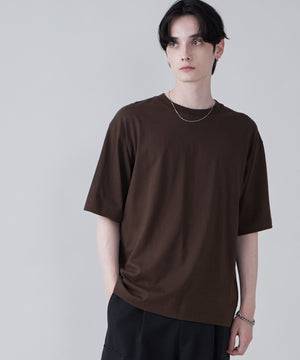 Dブラウン モデル：180cm L着用