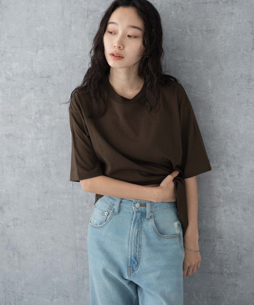 Dブラウン モデル：161cm S着用