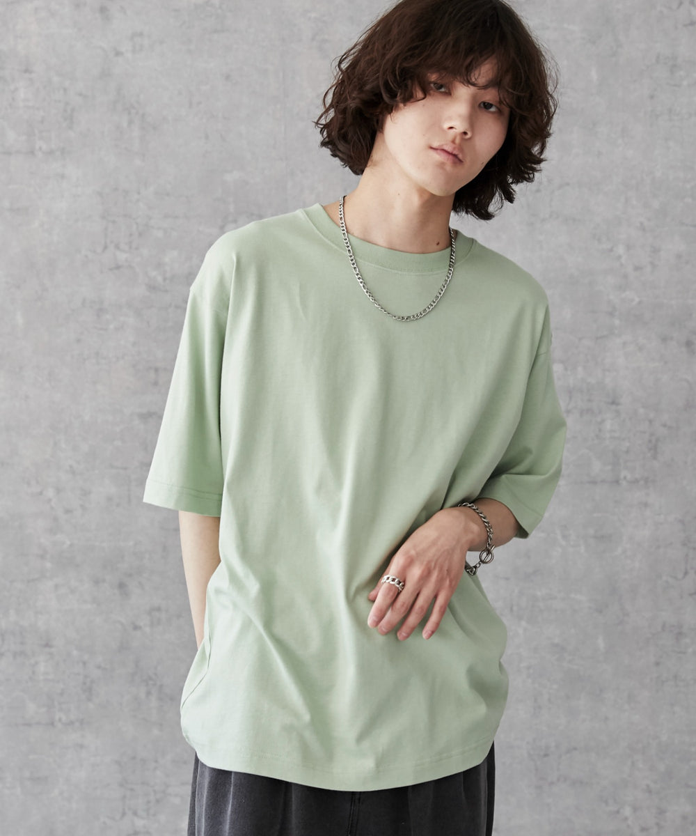 グリーンその他 モデル：173cm L着用