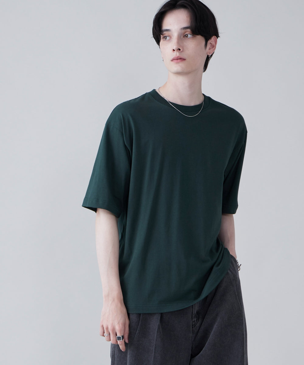 Dグリーン モデル：180cm L着用