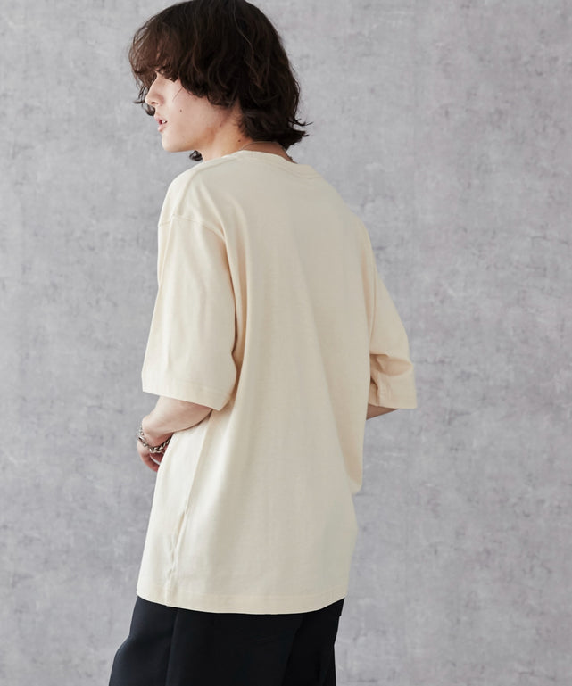 Lベージュ モデル：173cm L着用