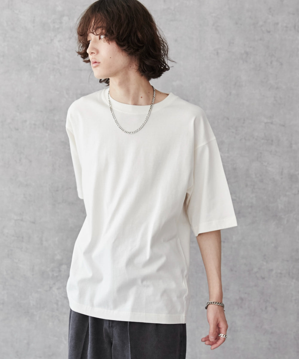 ホワイトその他 モデル：173cm L着用