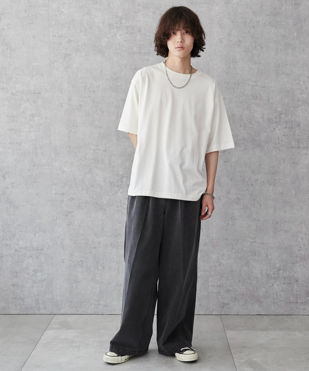 ホワイトその他 モデル：173cm L着用