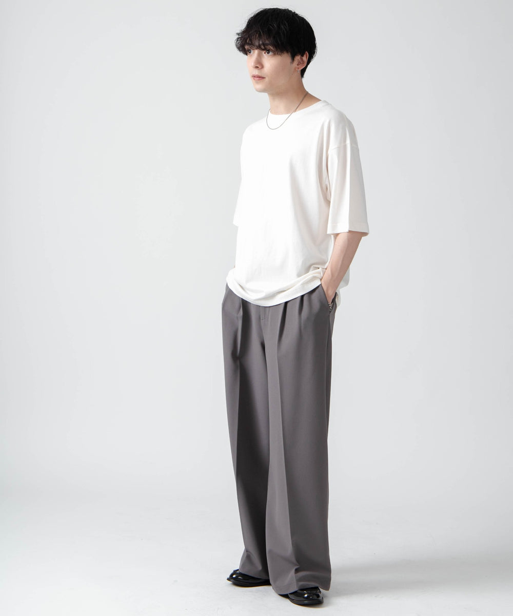 ホワイトその他 モデル：175cm L着用