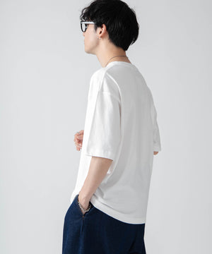 ホワイト モデル：175cm L着用