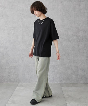 ブラック モデル：173cm L着用