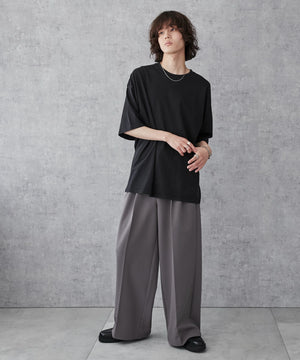 ブラックその他 モデル：173cm L着用