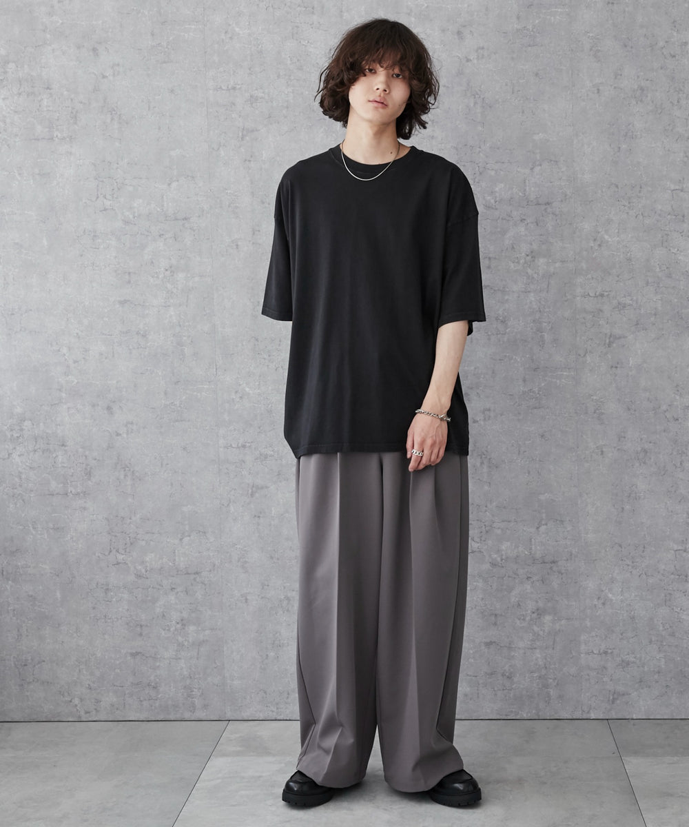 ブラックその他 モデル：173cm L着用