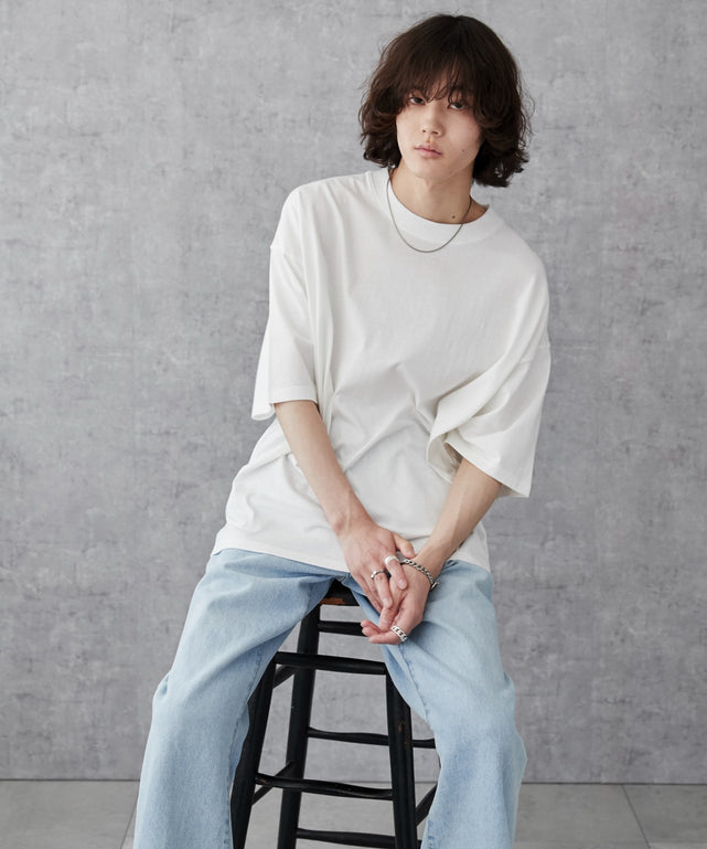 ホワイト モデル：173cm L着用