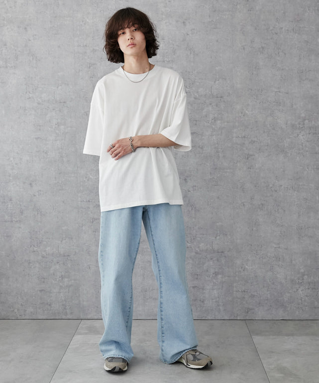 ホワイト モデル：173cm L着用