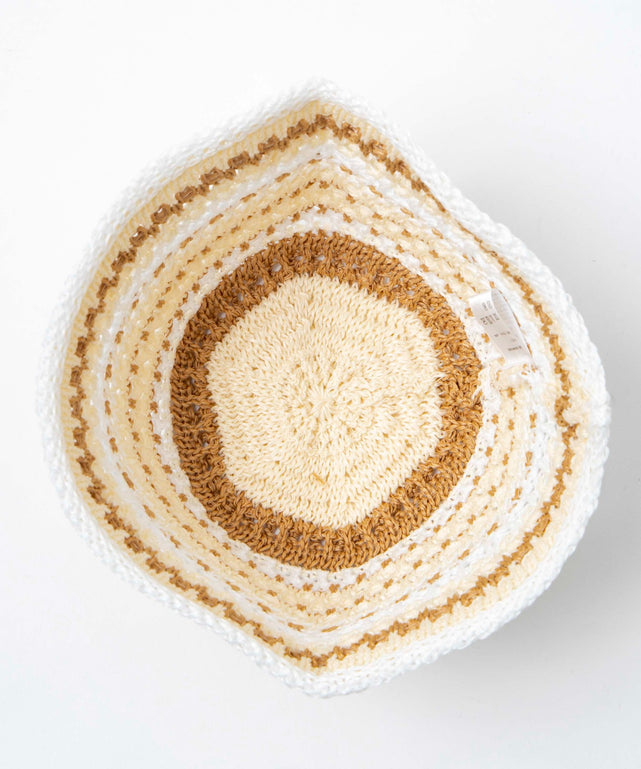 クロシェ編みボーダーハット