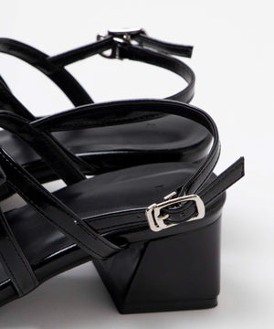 リボンヒールサンダル