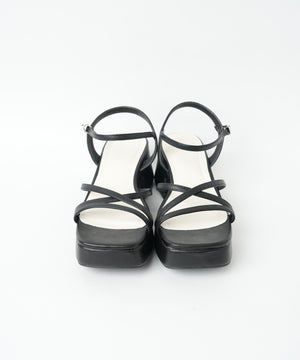 バルキーヒール細ストラップサンダル