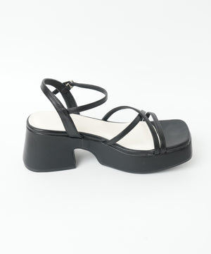 バルキーヒール細ストラップサンダル