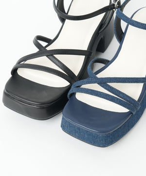 バルキーヒール細ストラップサンダル