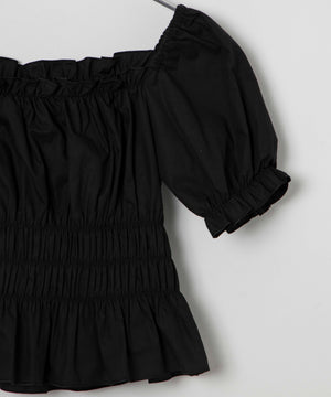 オフショルシャーリングブラウス