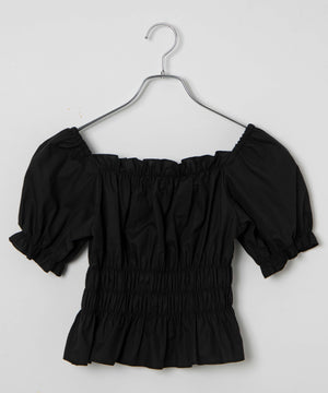 オフショルシャーリングブラウス