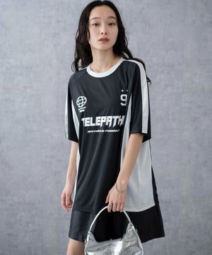 ブラック　モデル:161cm F着用