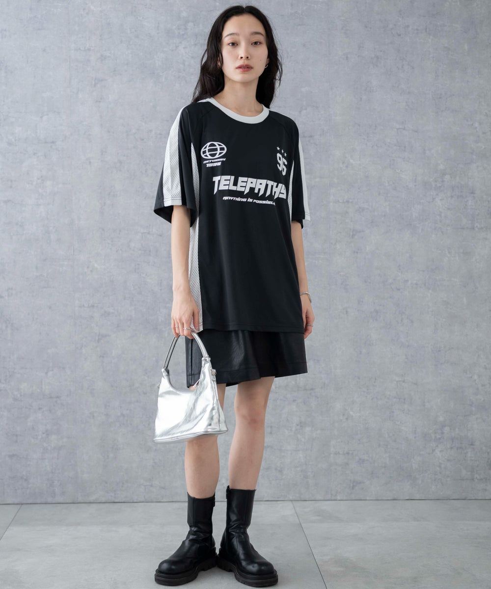 ブラック　モデル:161cm F着用