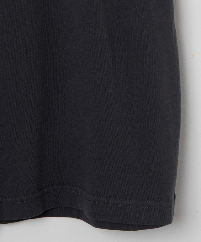 ヴィンテージライクグラフィックTシャツ