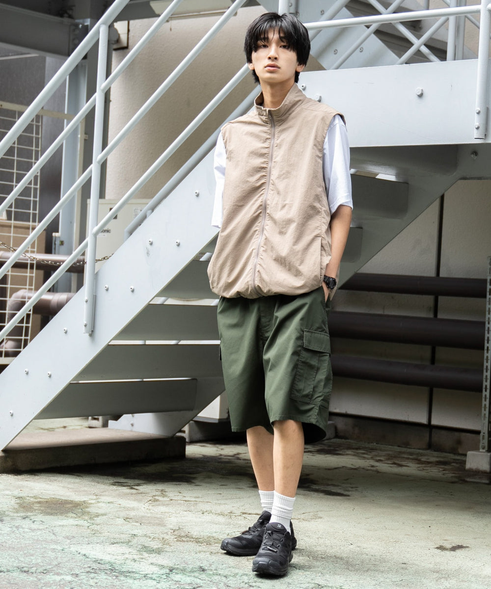 カーキ モデル：180cm L着用