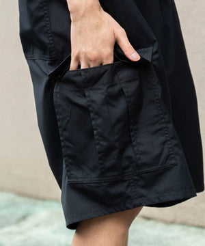 ワイドカーゴショーツ