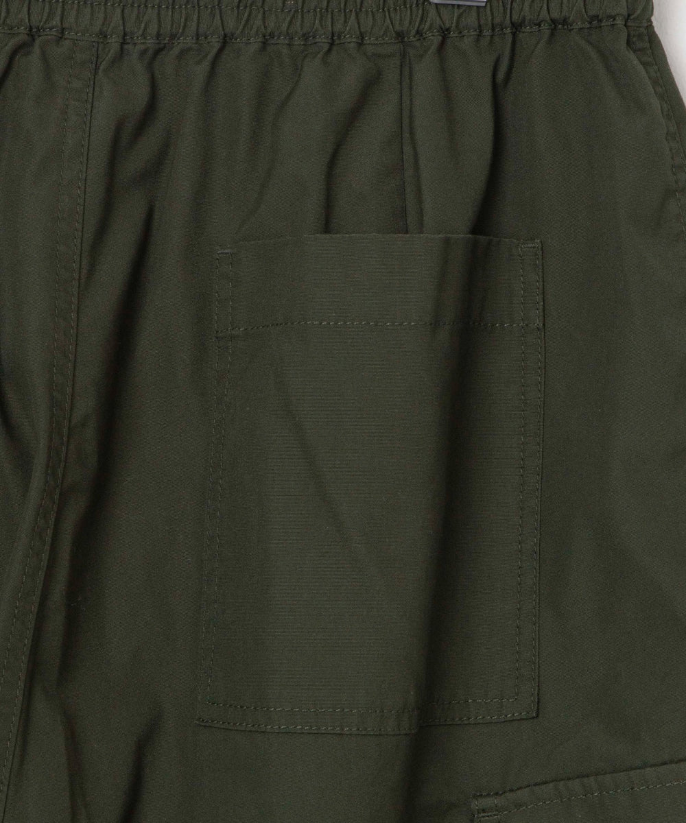 ワイドカーゴショーツ