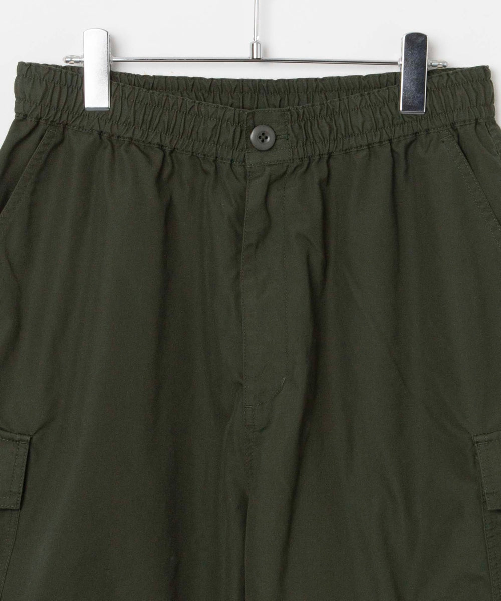 ワイドカーゴショーツ