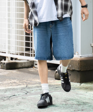 デニム中濃加工色 モデル：180cm L着用