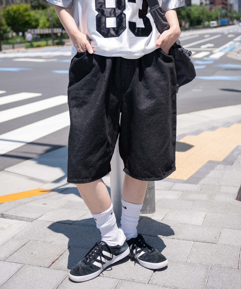 ブラック　モデル:155cm L着用