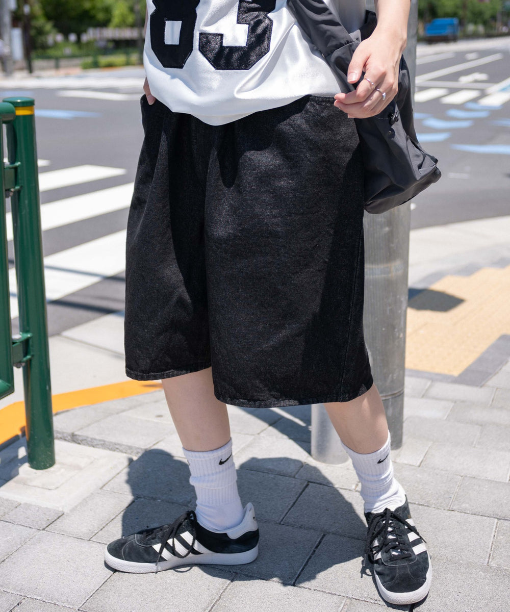 ブラック　モデル:155cm L着用