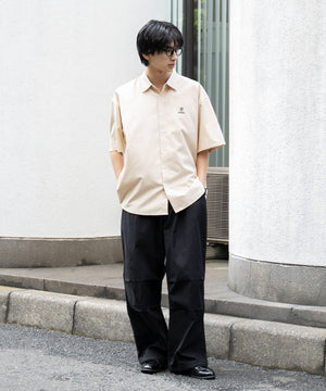 ベージュ モデル：180cm L着用