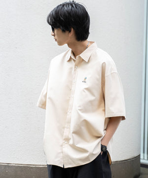 ベージュ モデル：180cm L着用