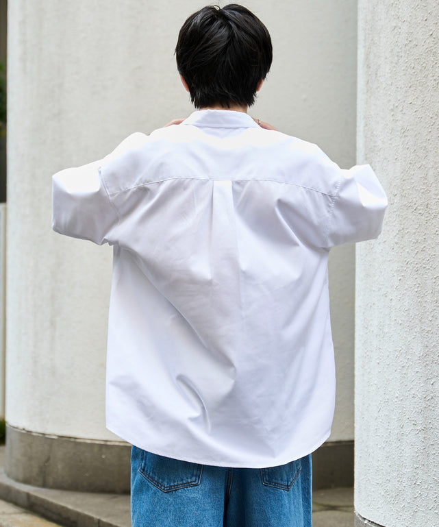 ホワイト モデル：180cm L着用