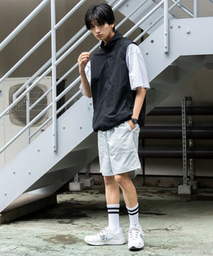 ブルーその他 モデル：180cm L着用