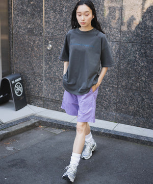 Lパープル モデル：161cm M着用