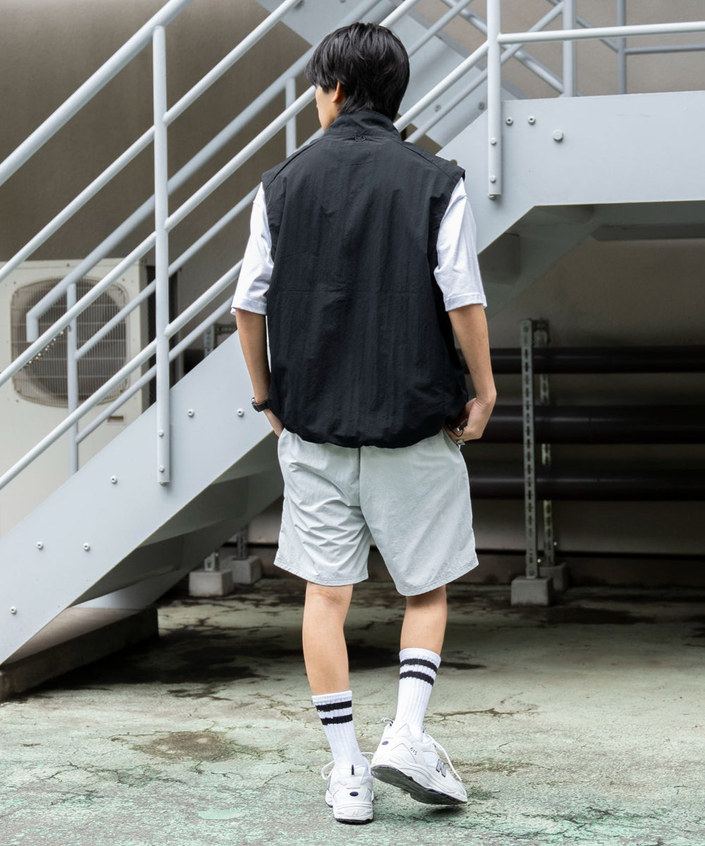 ブルーその他 モデル：180cm L着用