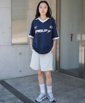 ブルーその他 モデル：161cm M着用