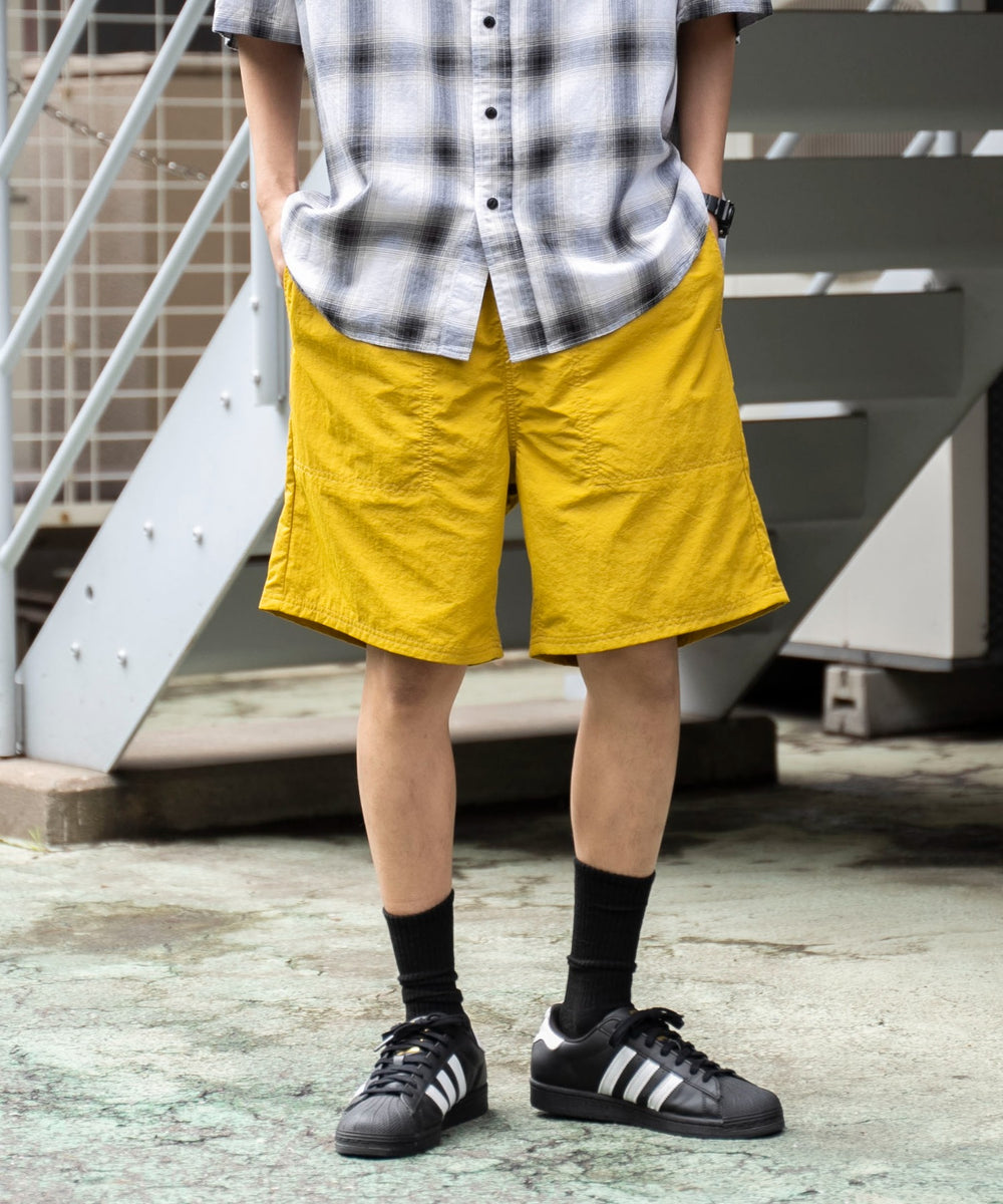 マスタード モデル：180cm L着用